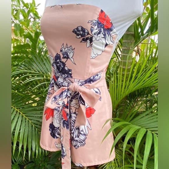 MORRIS DAY THE LABEL Stunning satiny Romper - Picture 1 of 17